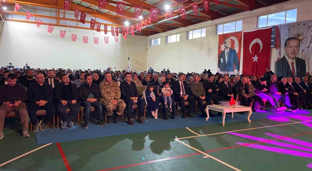 Arpaçayda aşıklar ve halk müziği şöleni