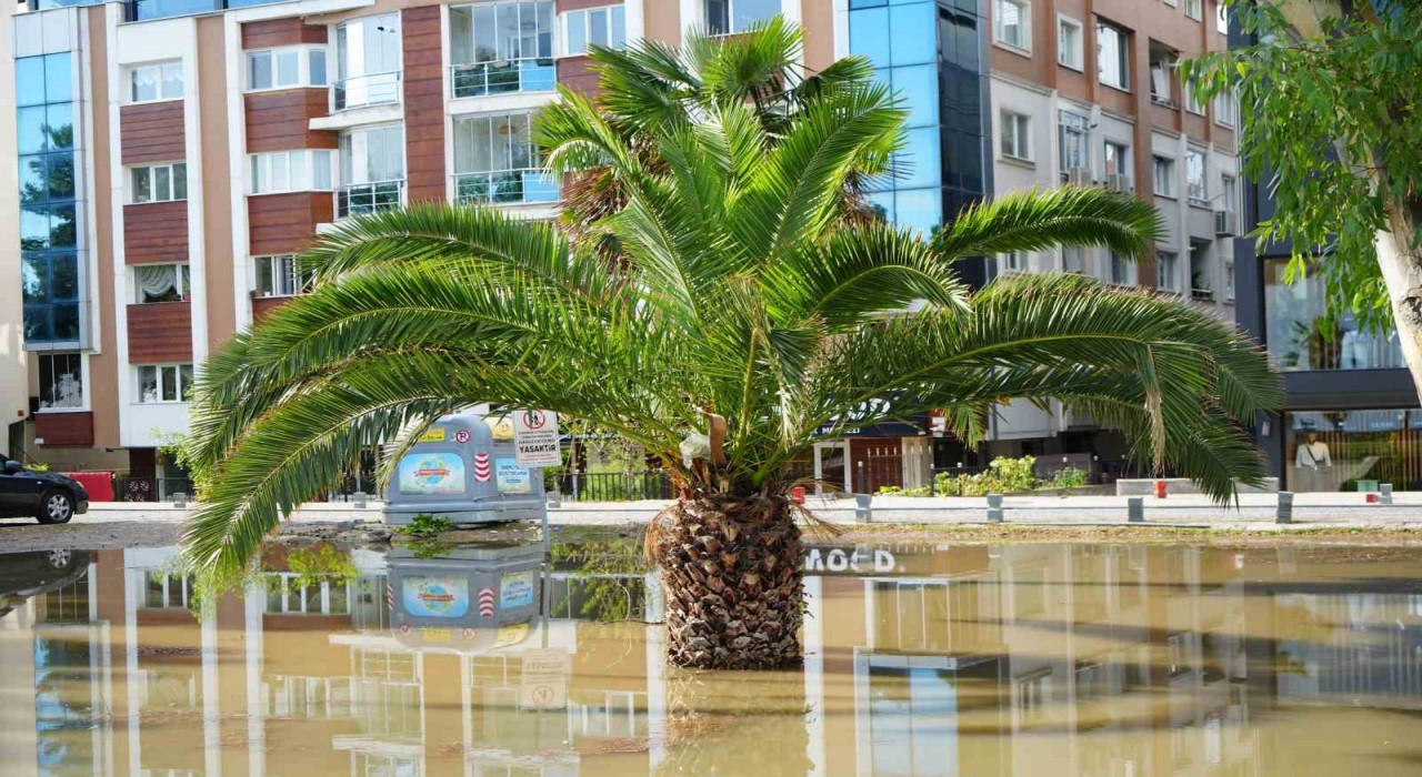 Atakumda metrekareye 125 kilo yağış düştü, felaketin eşiğinden dönüldü