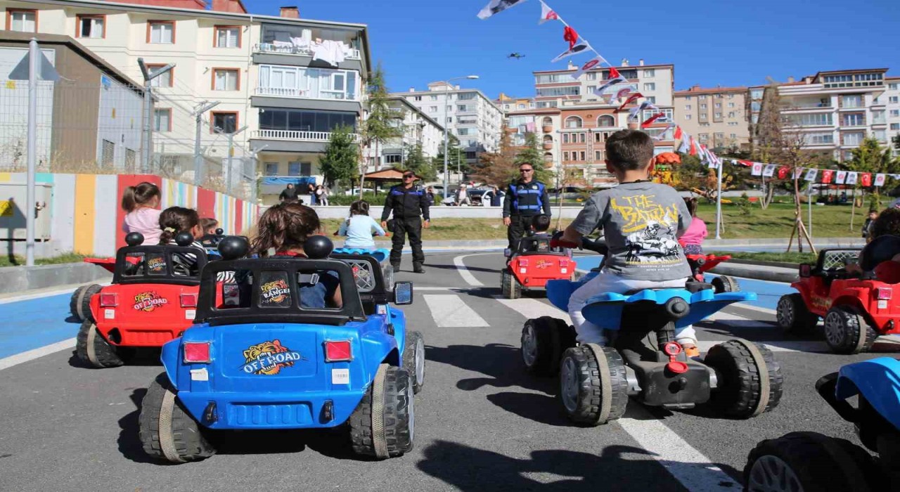 Avrupa Hareketlilik Haftası, yoğun ilgiyle Keçiörende son buldu