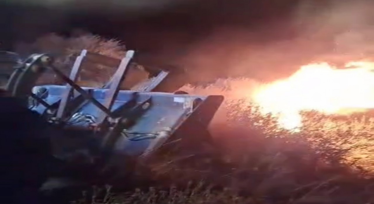 Avşa Adasında gece yarısı çıkan yangın büyümeden söndürüldü