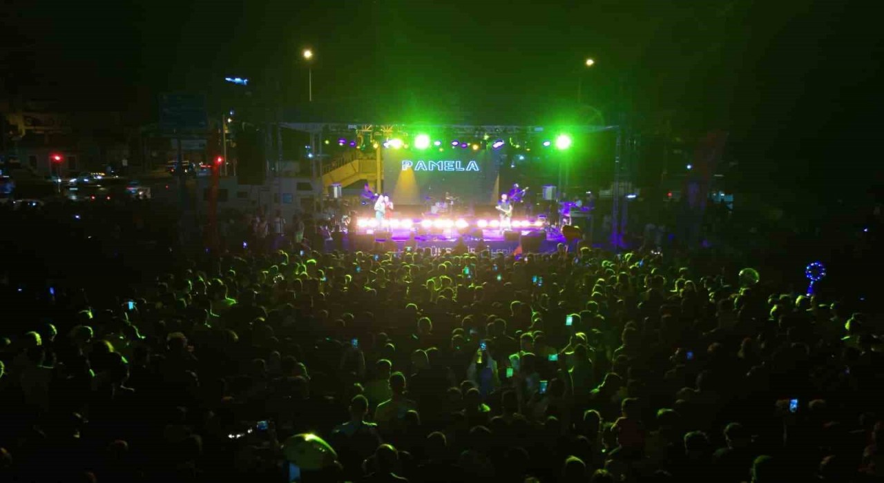 Aydılar İncirliovada Zafer Bayramı Coşkusunu yaşadı