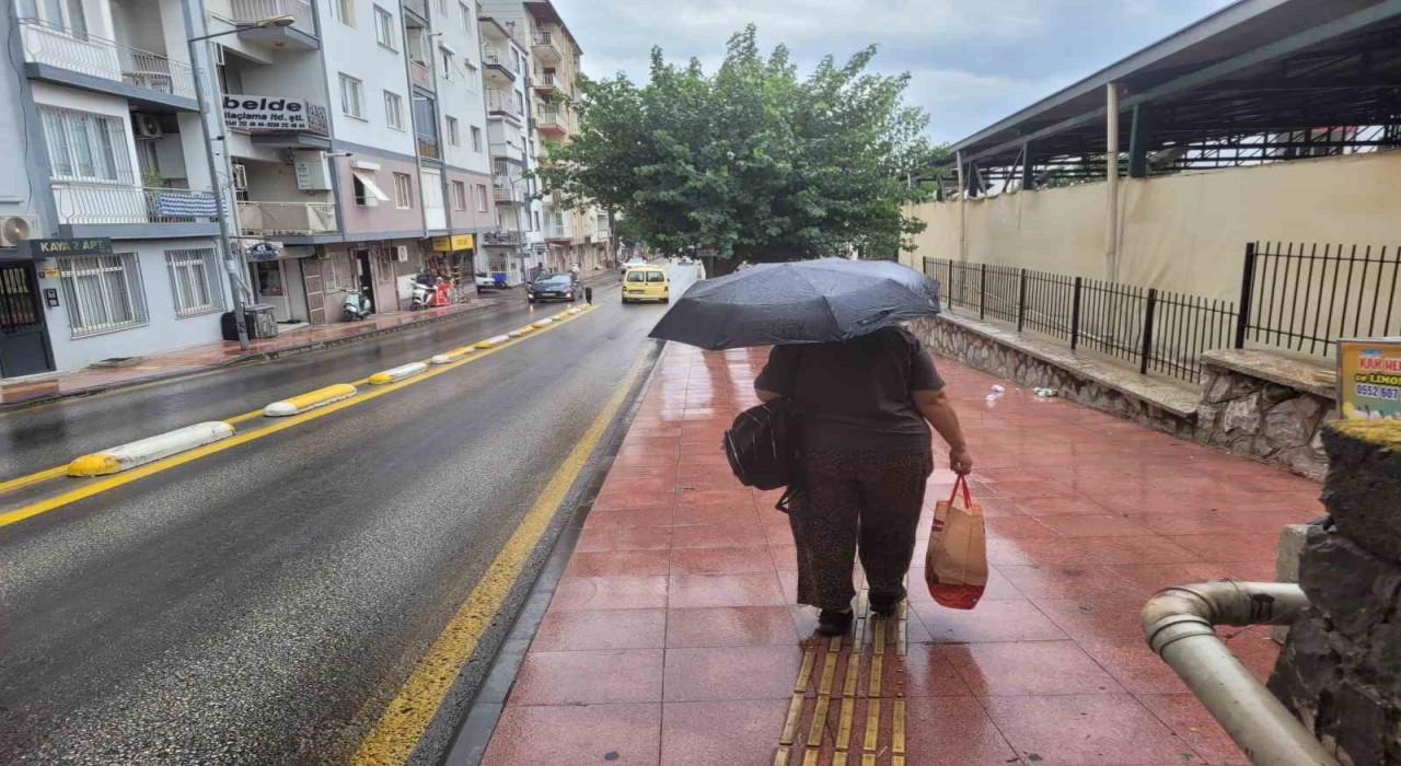 Aydın 4 ay sonra yağmur yüzü gördü