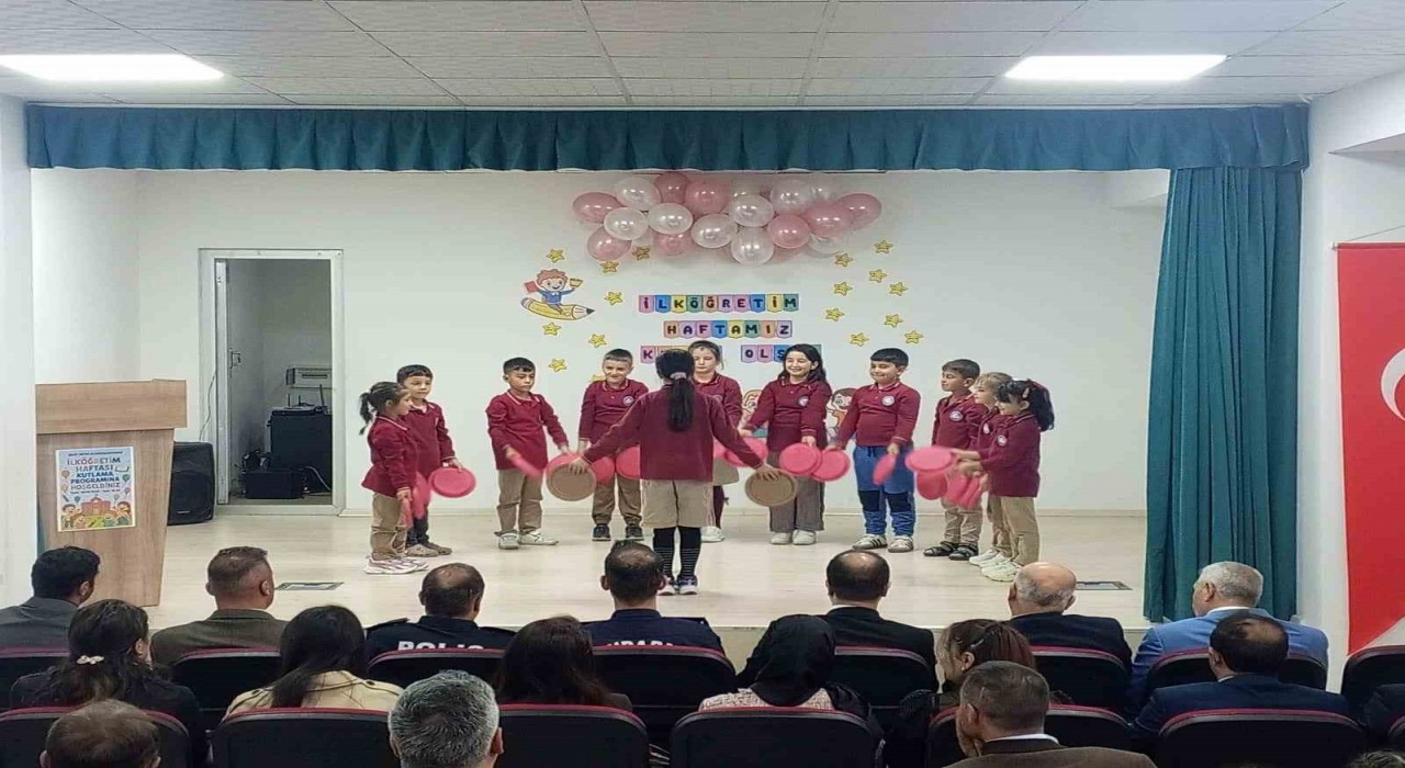Aydıntepede ‘İlköğretim Haftası kutlandı