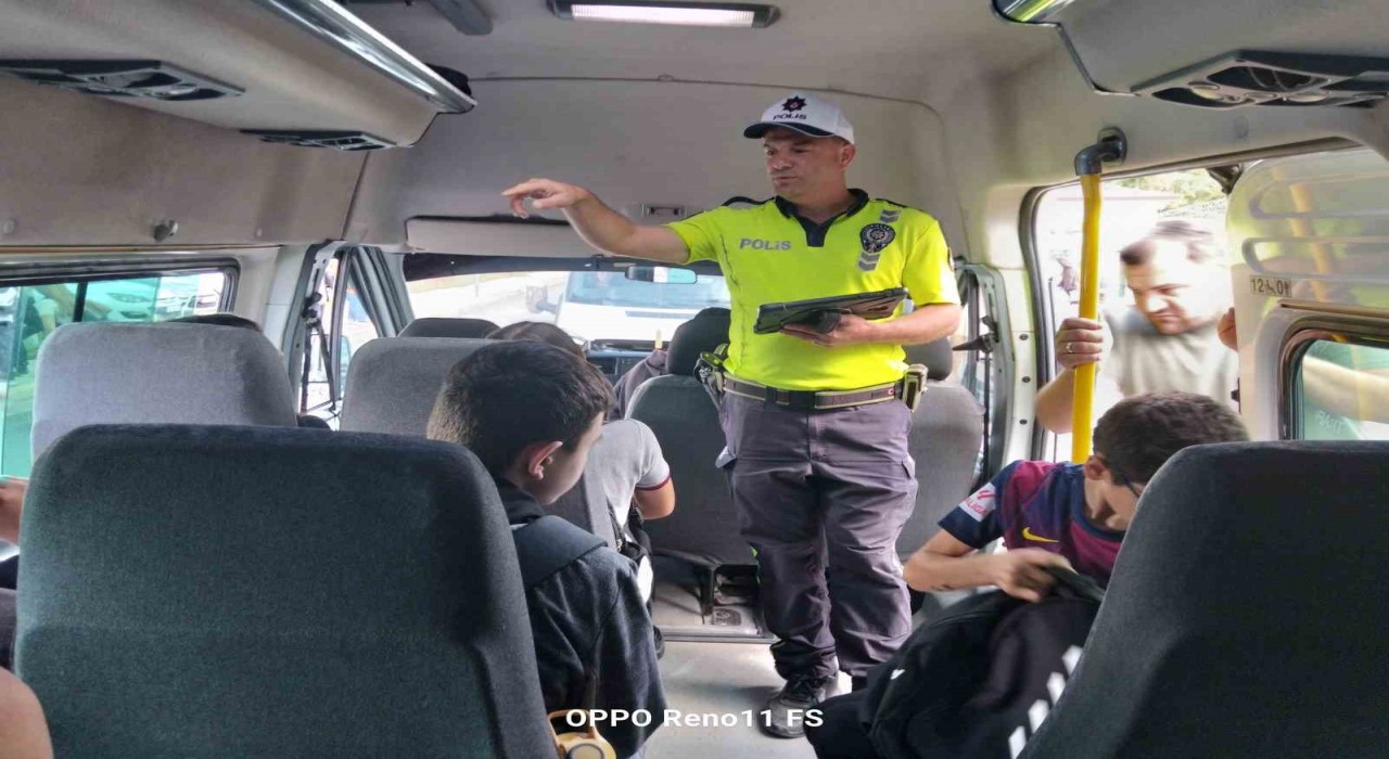 Bafrada okul servis araçlarına sıkı denetim