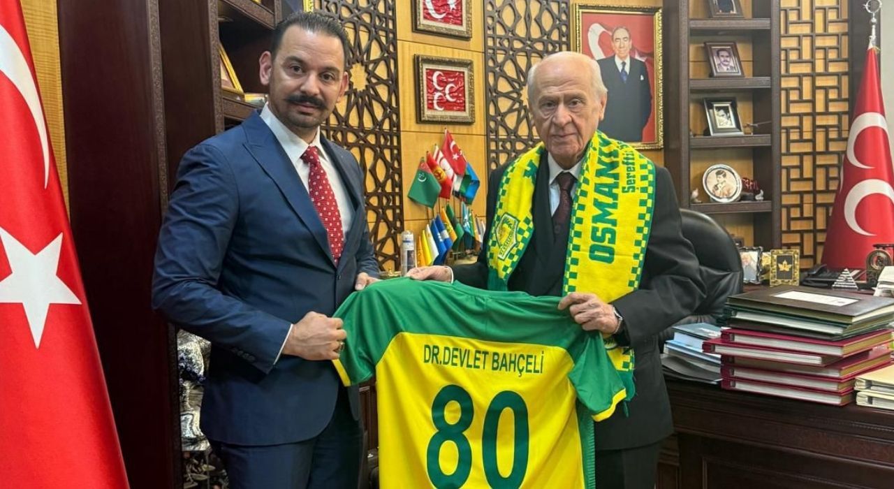 Bahçeli, Osmaniyespor FK'nın Onursal Başkanı Oldu