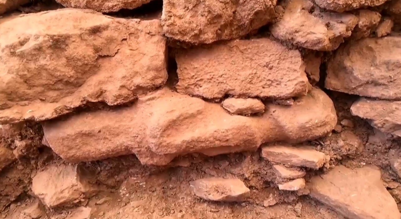 Bakan Ersoy açıkladı: Göbeklitepede insan heykeli bulundu