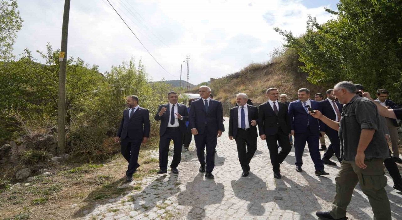 Bakan Ersoy: Satala Antik Kentinin kültür ve turizm hayatına en güçlü şekilde katılmasını sağlayacağız