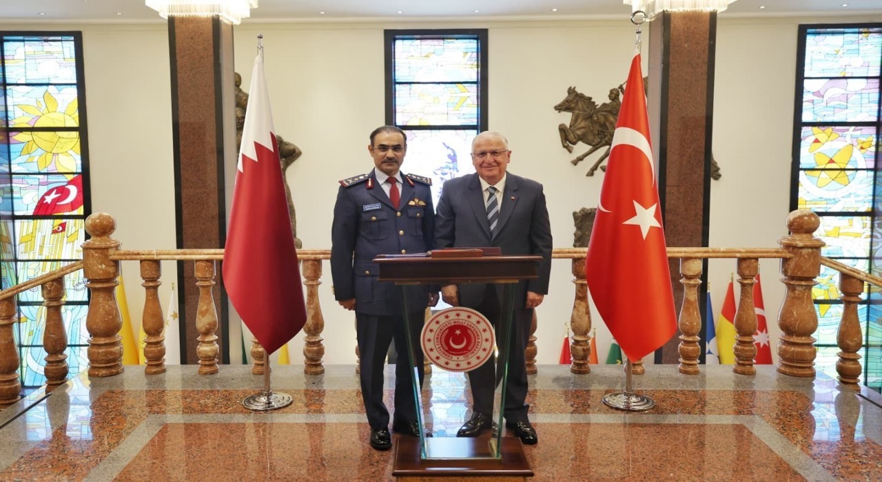 Bakan Güler, Katar Genelkurmay Başkanı Al Mannai ve Katar Kara Kuvvetleri Komutanı Al-Attiyah ile görüştü