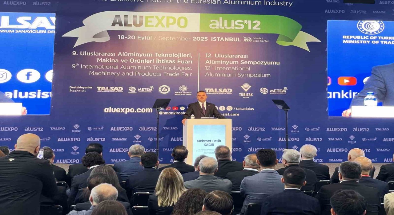 Bakan Kacır: Sanayide istihdamı 6 milyon 700 bine yükselttik