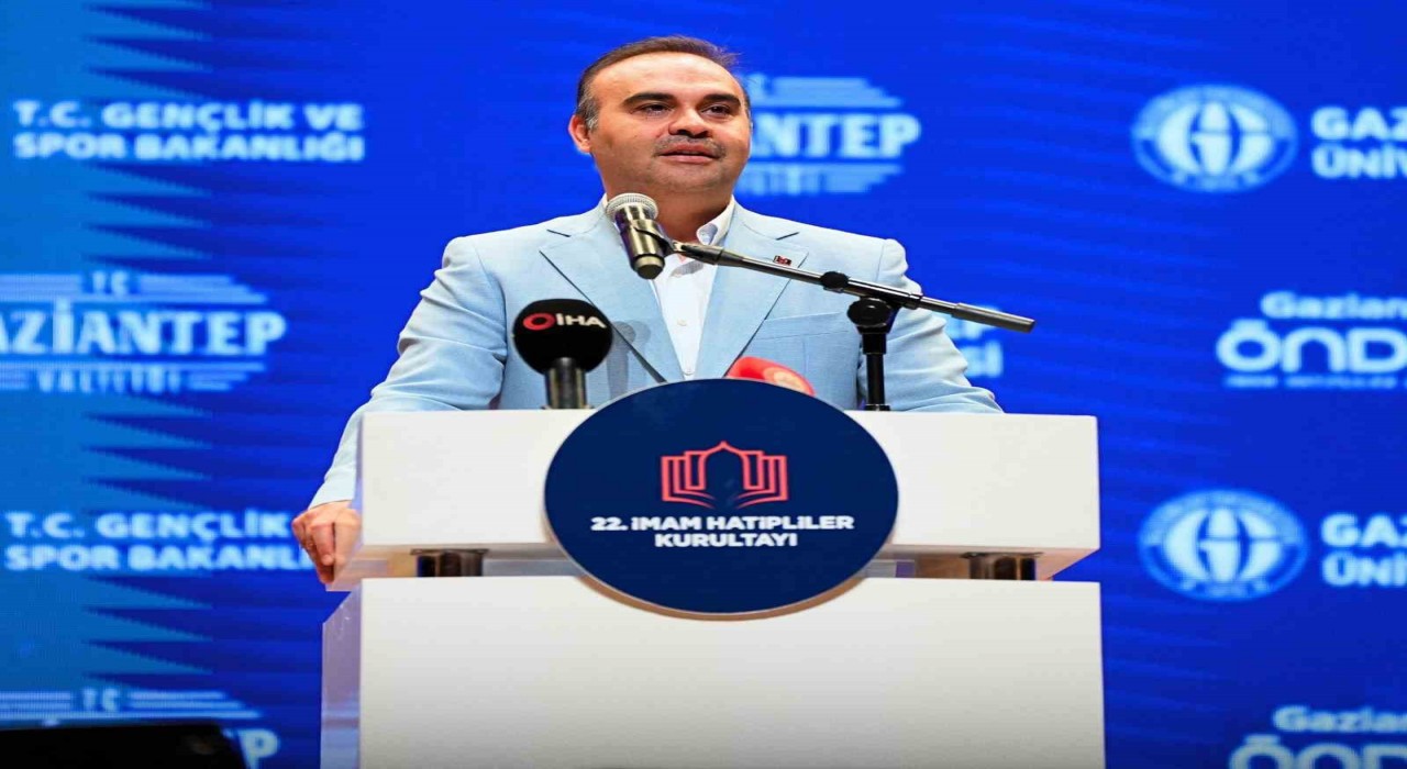 Bakan Kacır: Türkiye, 50ye yakın ülkenin semalarını muhafaza eden en kritik sistemleri, insansız hava aracı platformlarını üreten, ihraç eden bir ülke haline geldi