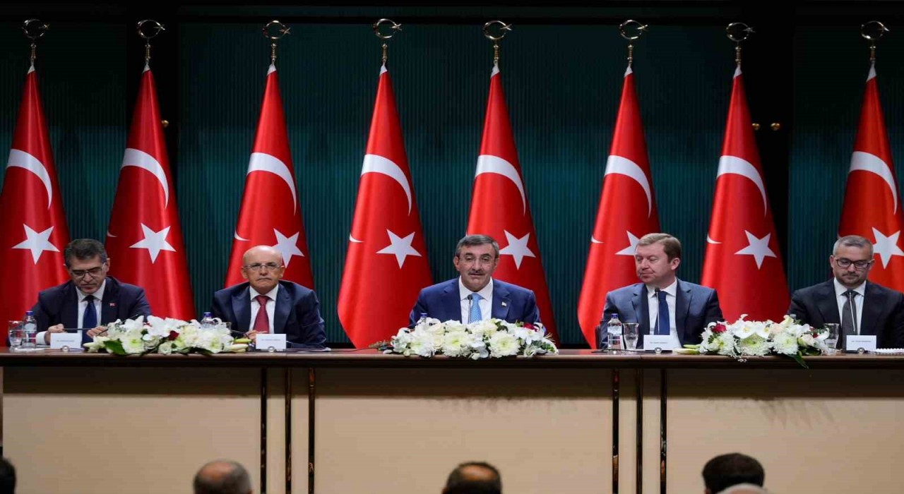 Bakan Şimşek: Türkiye ekonomisi şoklara dayanıklı