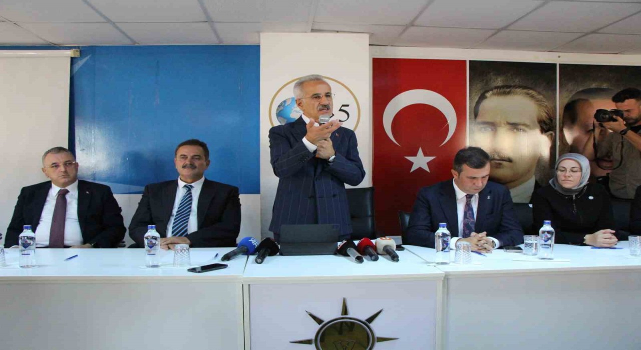 Bakan Uraloğlu: Yaptığımız hizmetleri oy terazisine koysak her yerden yüzde 80, 90 oy alırız