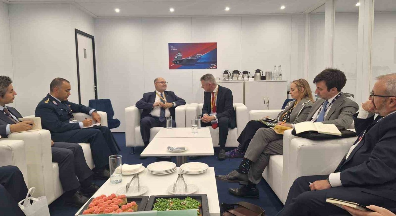 Bakan Yardımcısı Kavaklıoğlu, Birleşik Krallık Savunma Tedarikinden Sorumlu Bakanı Pollard ile bir araya geldi