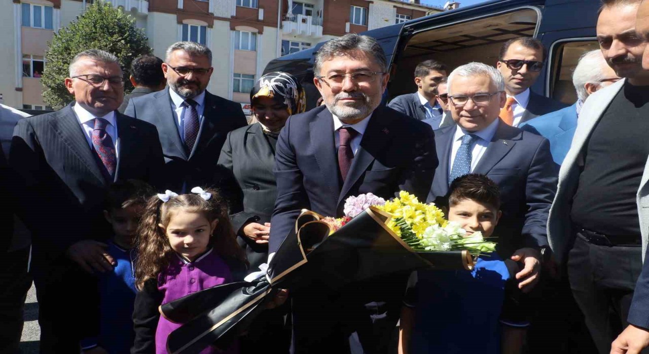 Bakan Yumaklı: Tarımın, ormanın ve suyun olmadığı bir dünya, bizim dünyamız değildir