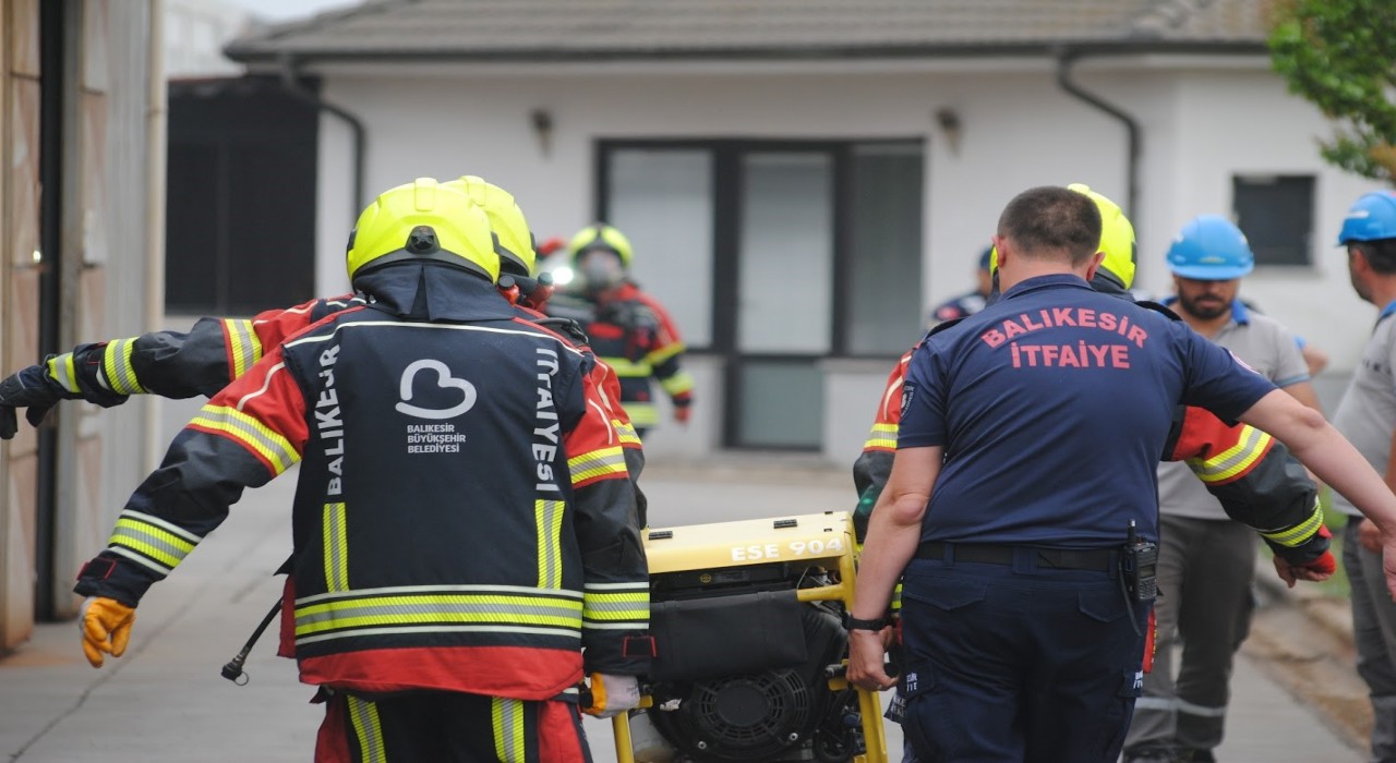 Balıkesirde İtfaiye 3 ayda 3 bin 943 olaya müdahale etti