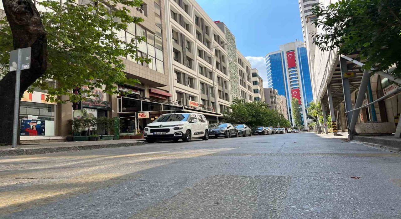 Balıkesirdeki deprem İzmirde de hissedildi