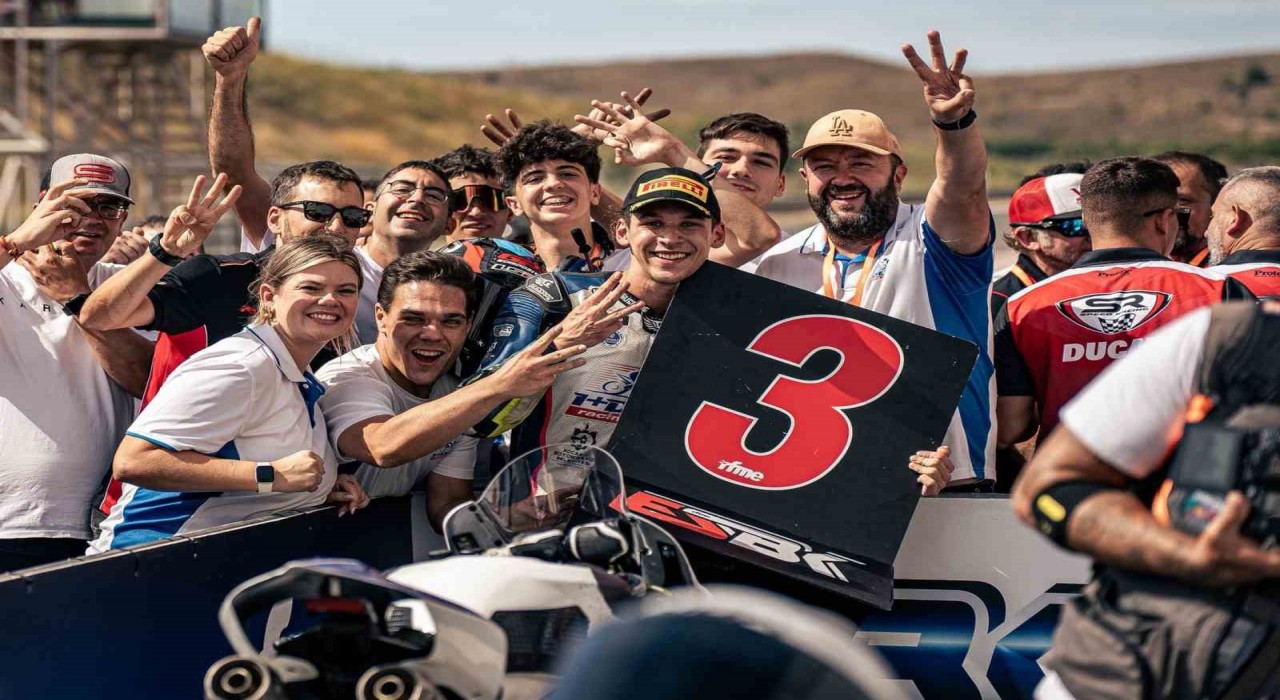 Başiskeleli milli sporcu Superbike Şampiyonasında üçüncü oldu