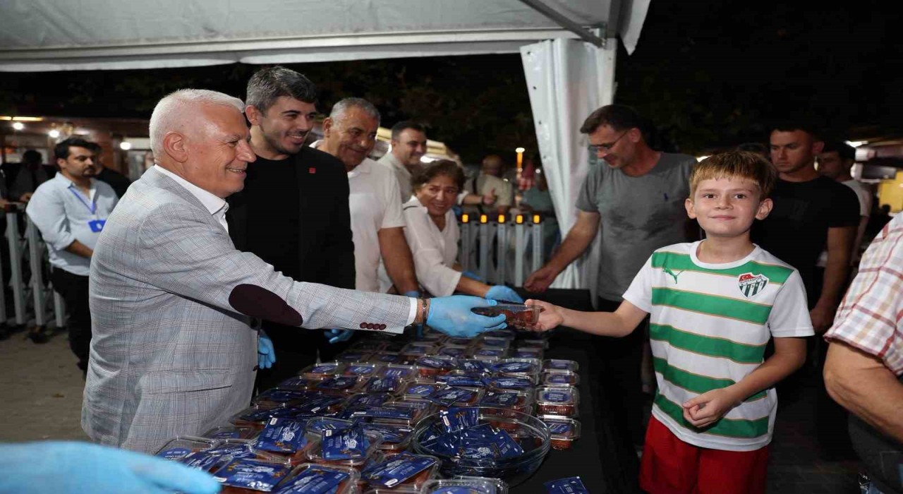 Başkan Bozbey: Mevlid Kandili, tüm hemşehrilerimize ve insanlığa hayırlar getirsin