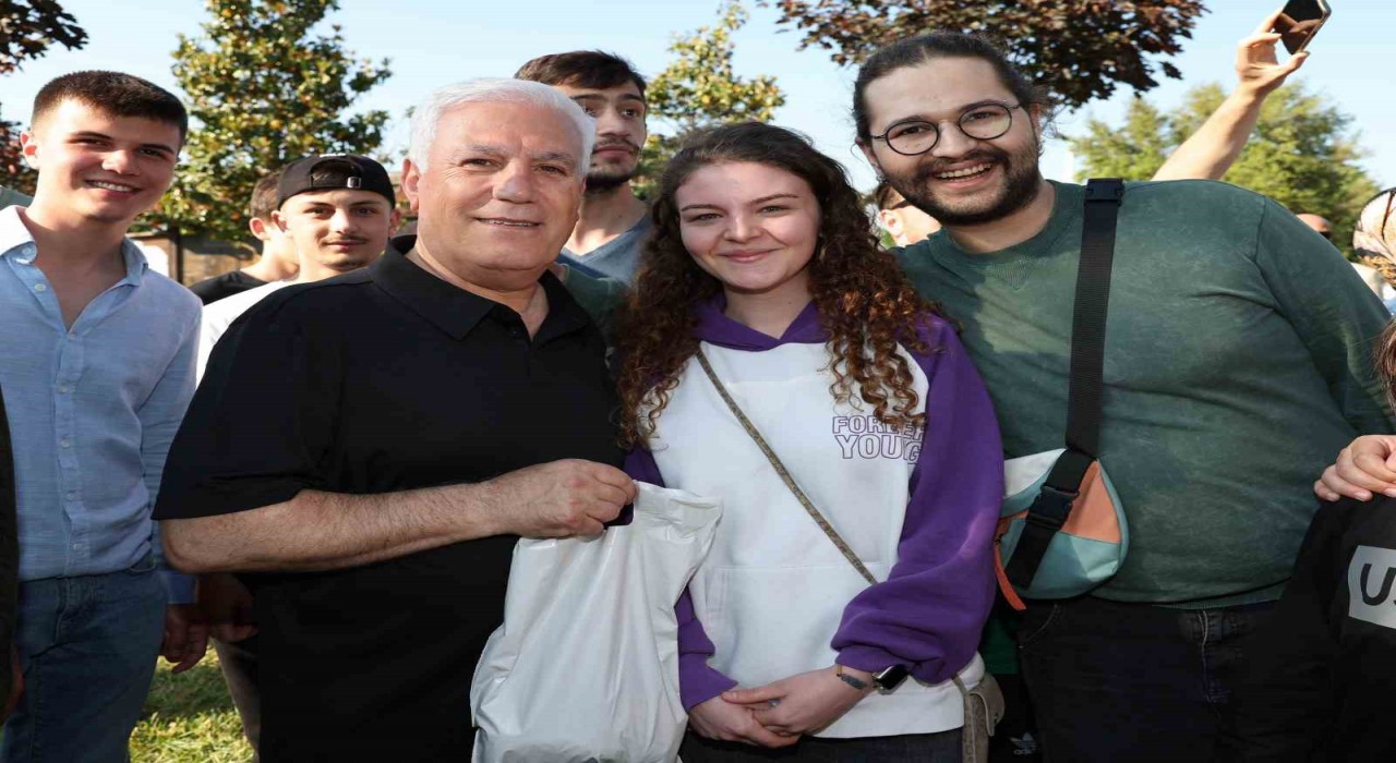 Başkan Bozbeyden eğitim desteği müjdesi