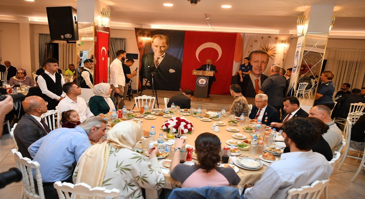 Başkan Büyükkılıç: Gazilerin fedakârlıklarıyla vatanın her karışında izlerimiz var