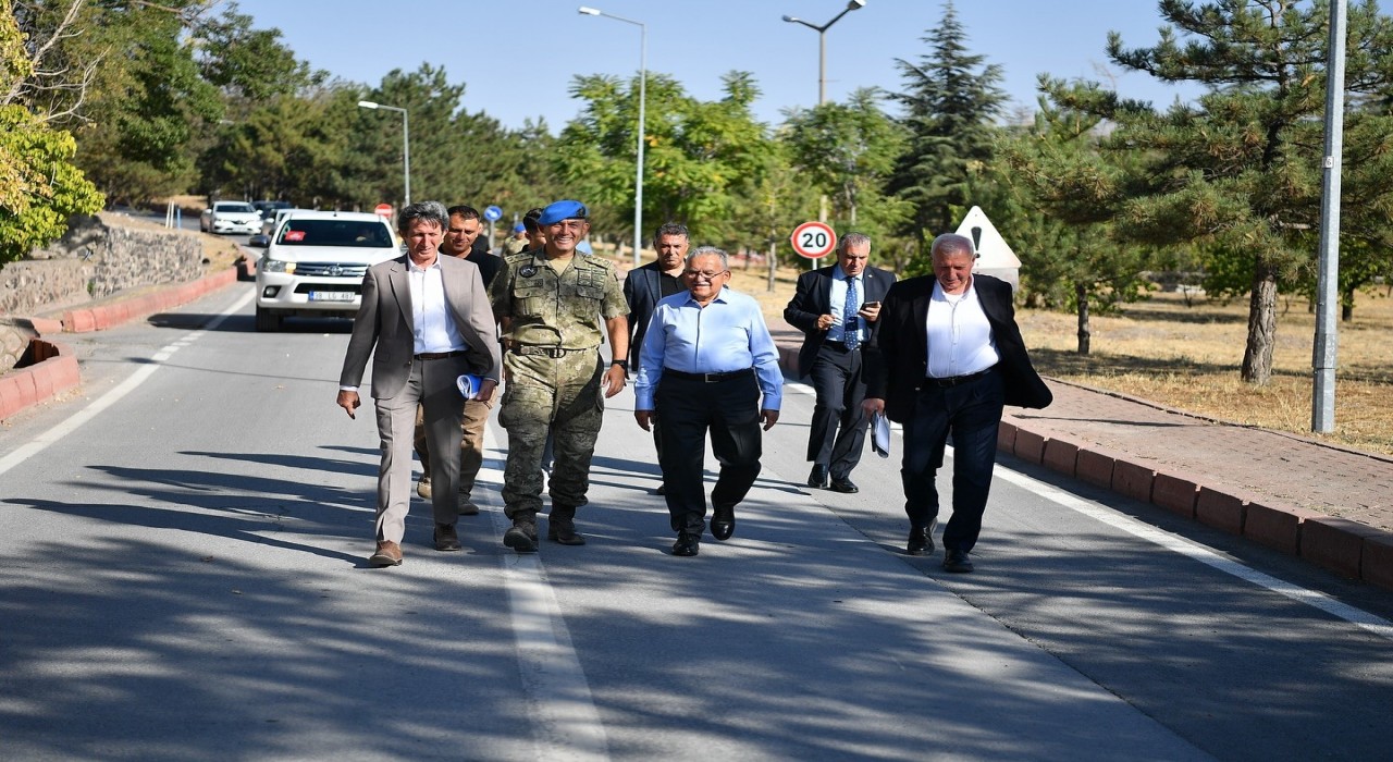 Başkan Büyükkılıçtan, Kartal Katlı Kavşağına alternatif güzergâh çalışmalarına yakın takip