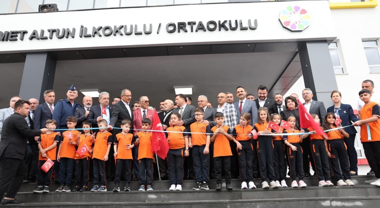 Başkan Çolakbayrakdar: Eğitime yapılan yatırım, geleceğe yapılan yatırımdır