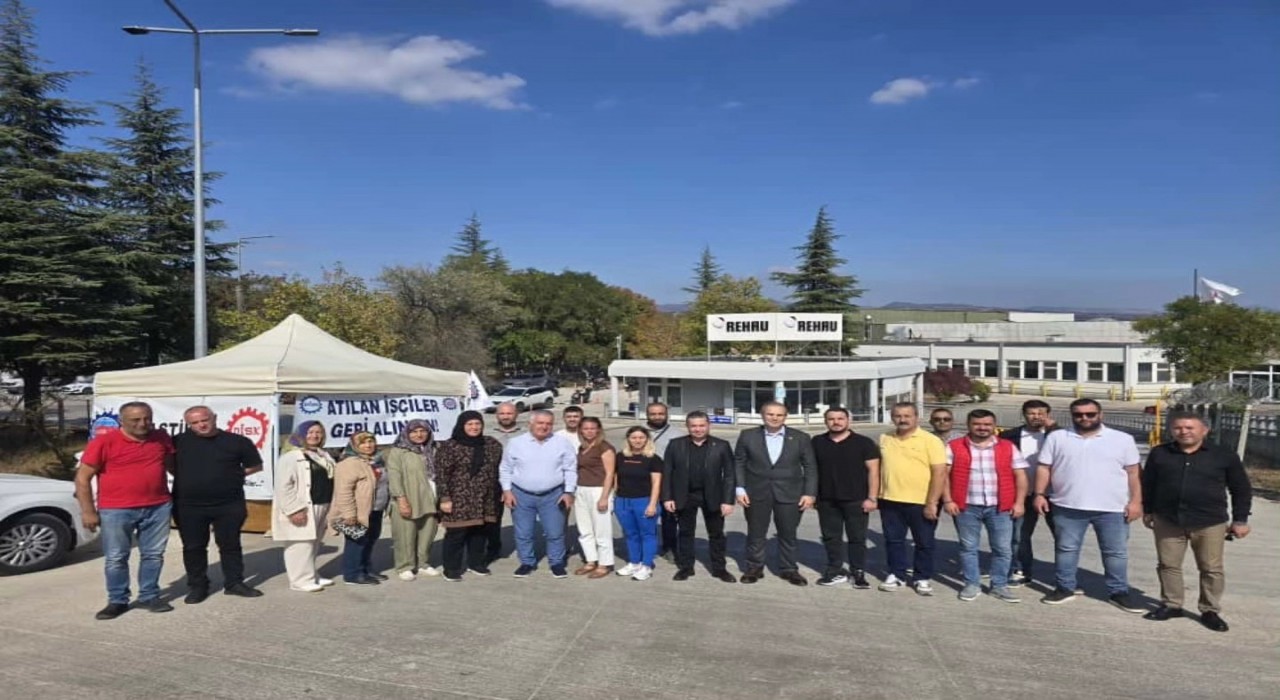 Başkan Dilsiz ve Özdemirden REHAU işçilerine destek