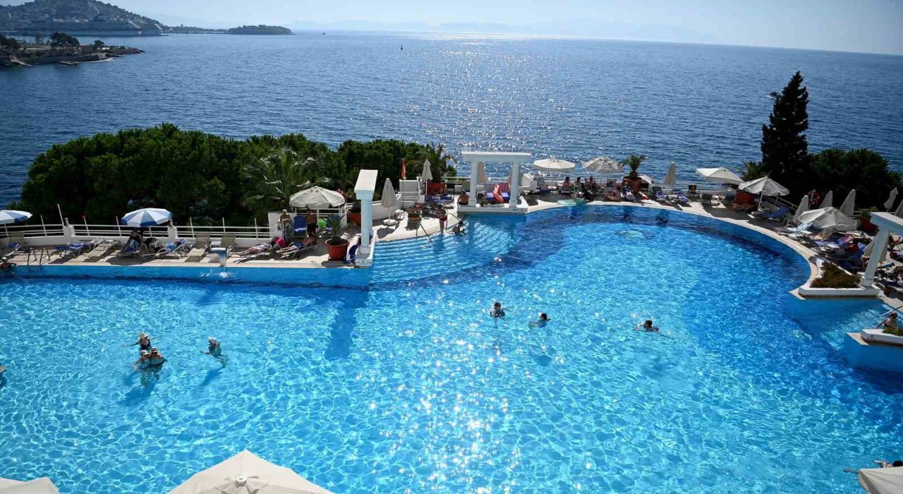 Başkan Günel Birlikte güçlüyüz, turizmcilerimizin yanındayız