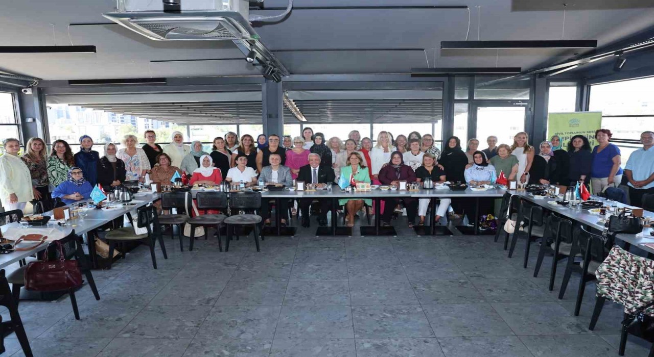 Başkan Şadi Özdemirden Nilüferli kadınlara dayanışma çağrısı