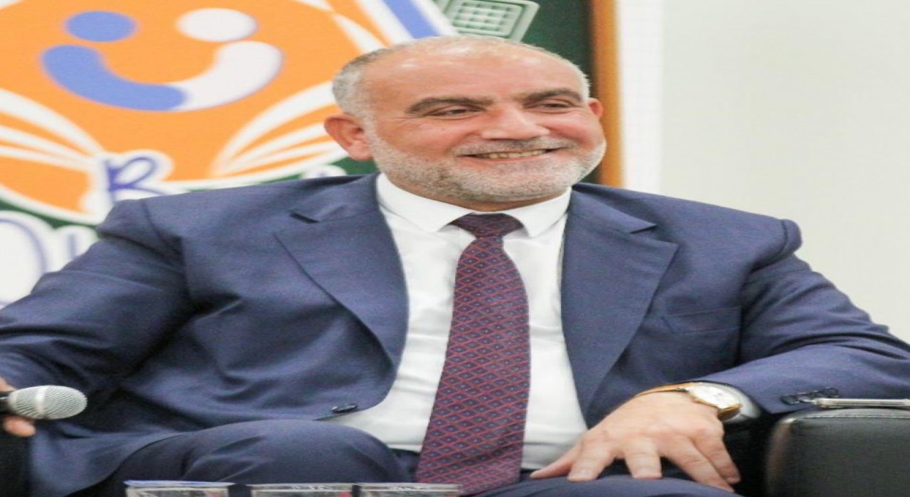 Başkan Sandıkçı: Üniversiteyi kazanan tüm öğrencilerimize burs veriyoruz