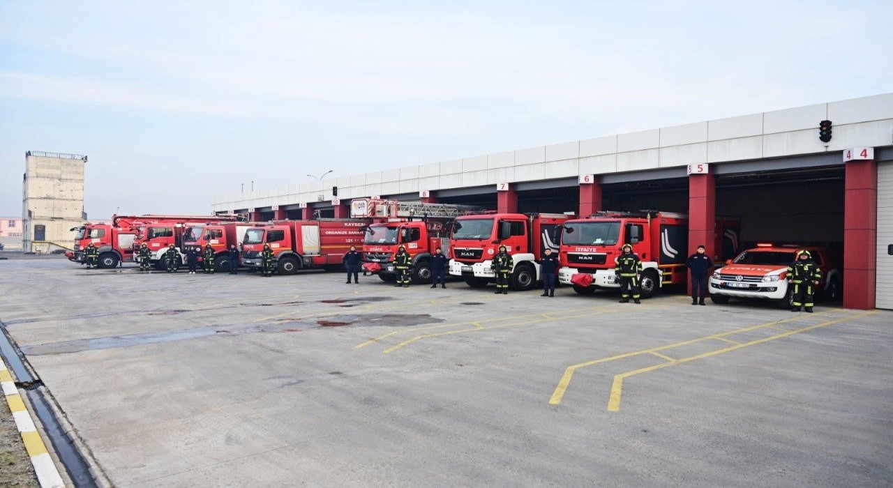 Başkan Yalçın: 2025te çıkan yangınlarda 3 bin 550 litre köpük ve jel bazlı söndürücü kullandık