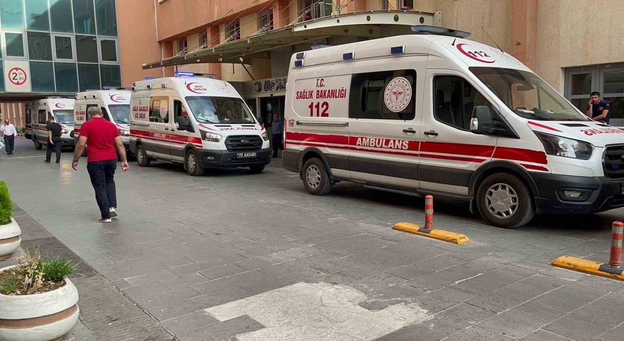 Batmanda minibüsün çarptığı 1 yaşındaki bebek hayatını kaybetti