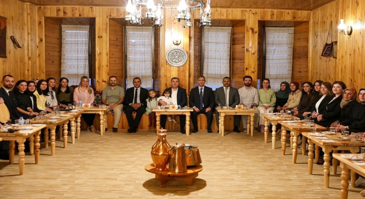 Bayburta atanan öğretmenlerle tanışma toplantısı düzenlendi