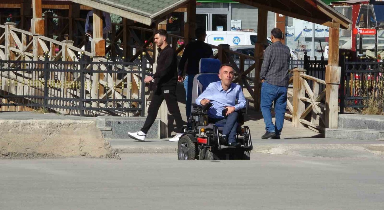 Bayburtta ehliyetsiz sürücü engelli vatandaşa çarpıp kaçtı: Sadece ben değil, insanlık ve vicdan da yaralandı