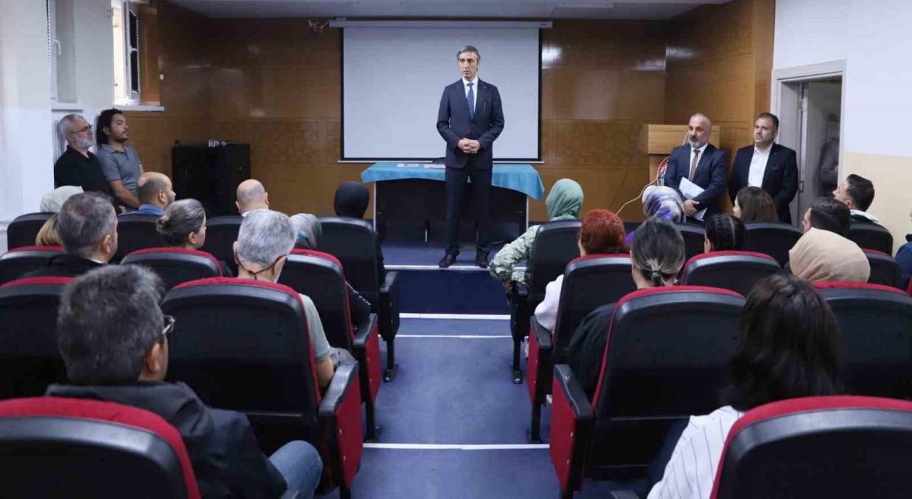 Bayburtta İlçe Zümre Başkanları Toplantısı yapıldı