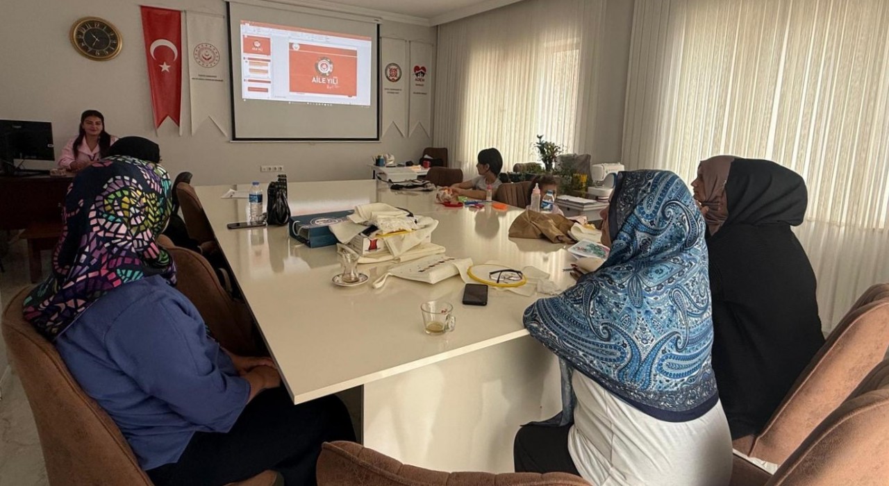 Bayburtta kadınlara ‘Kadına Yönelik Şiddetle Mücadele Eğitimi verildi