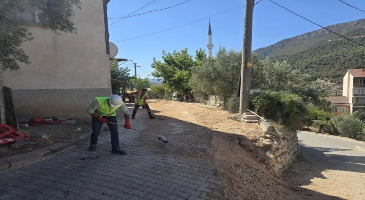 Bayırköyde elektrik hatları yer altına alındı