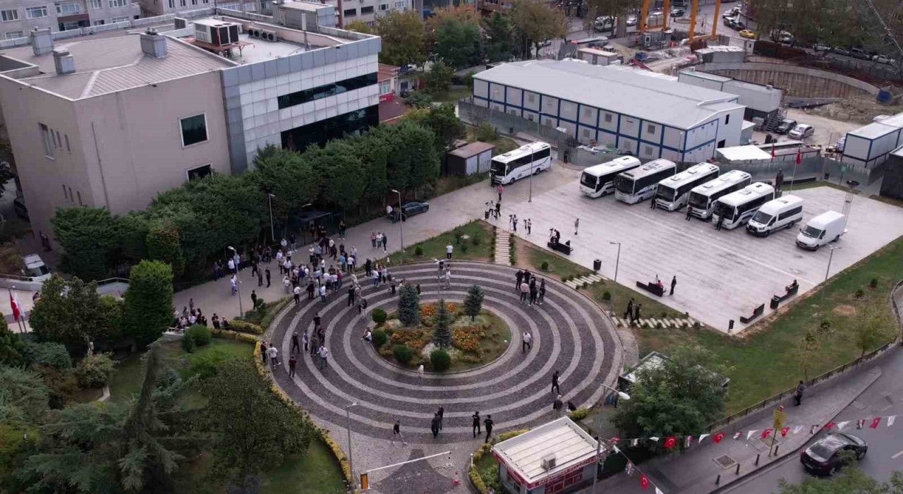 Bayrampaşa Belediyesine yönelik yolsuzluk soruşturmasında 44 gözaltı