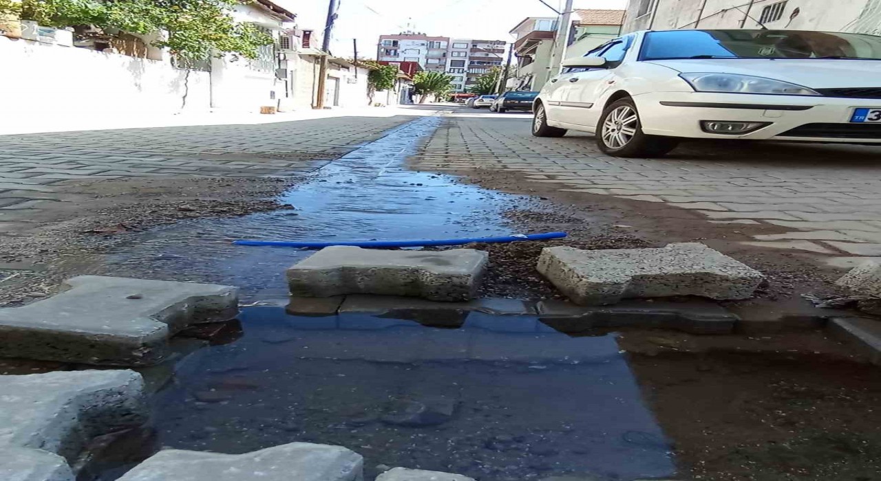 Bergamada İZSU krizi: Su boşa akıyor