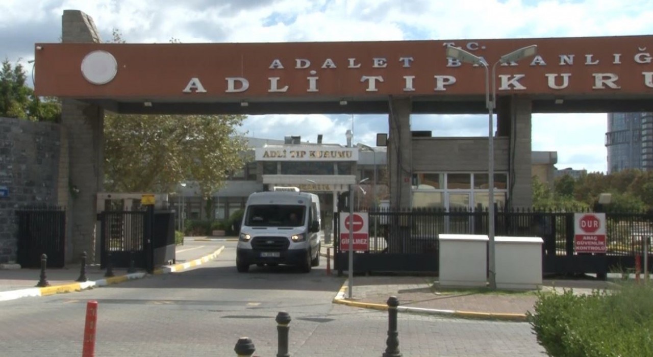 Beyoğlunda uğradığı silahlı saldırı sonucu hayatını kaybeden taksicinin cenazesi Adli Tıp Kurumundan teslim alındı