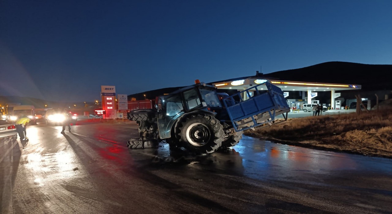 Beypazarında trafik kazası: 3 yaralı