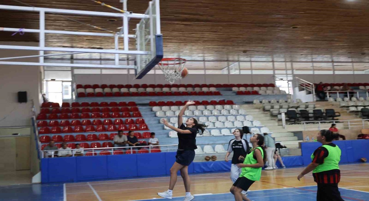 Bilecikte basketbol coşkusu