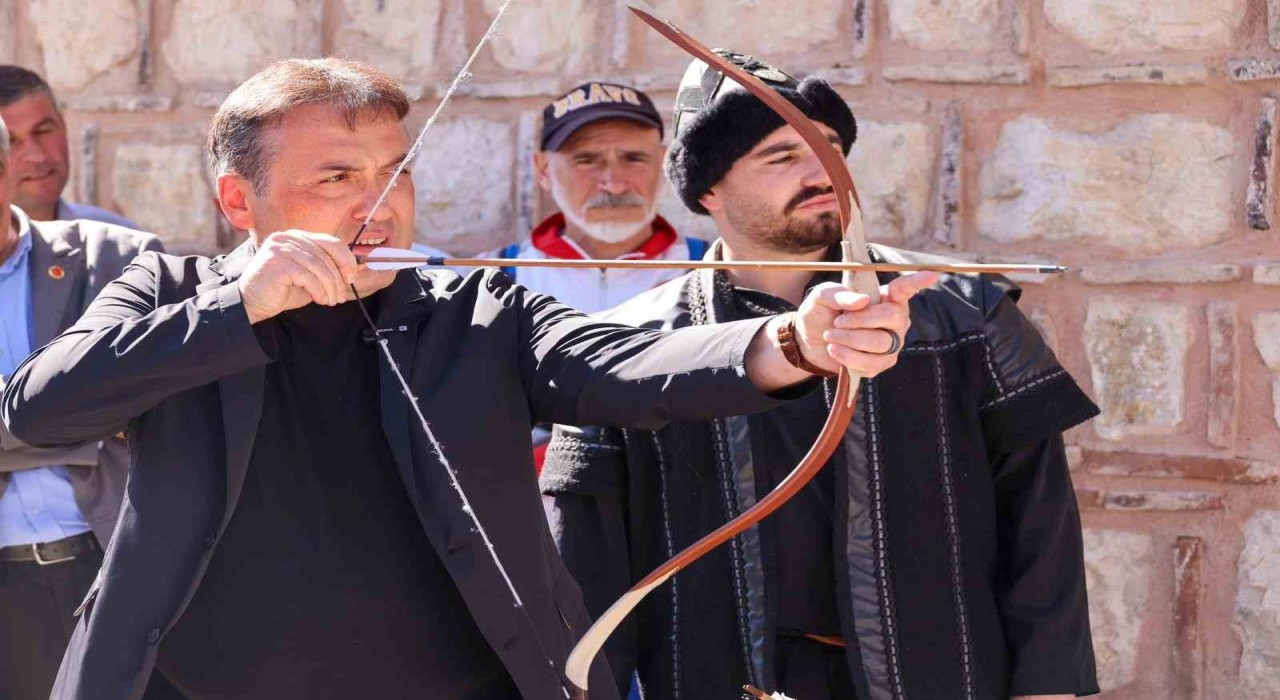 Bilecikte İpek Yolu Festivali coşkusu