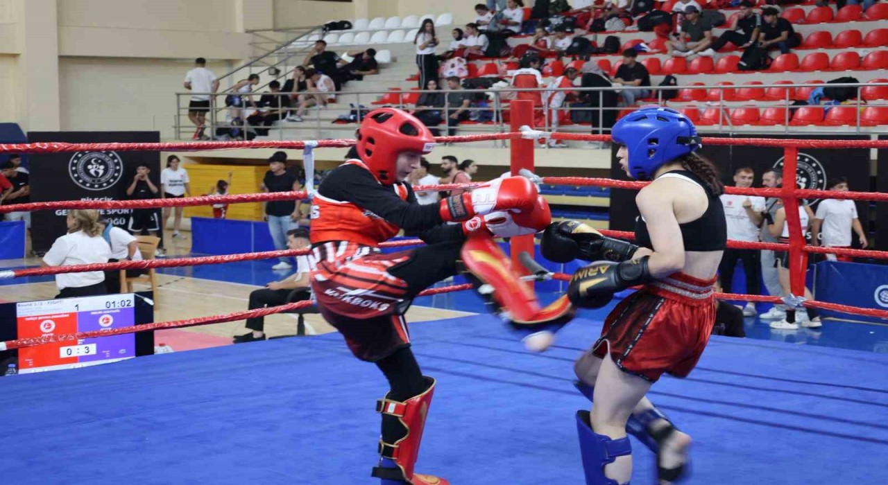 Bilecikte Kick Boks şampiyonası başladı