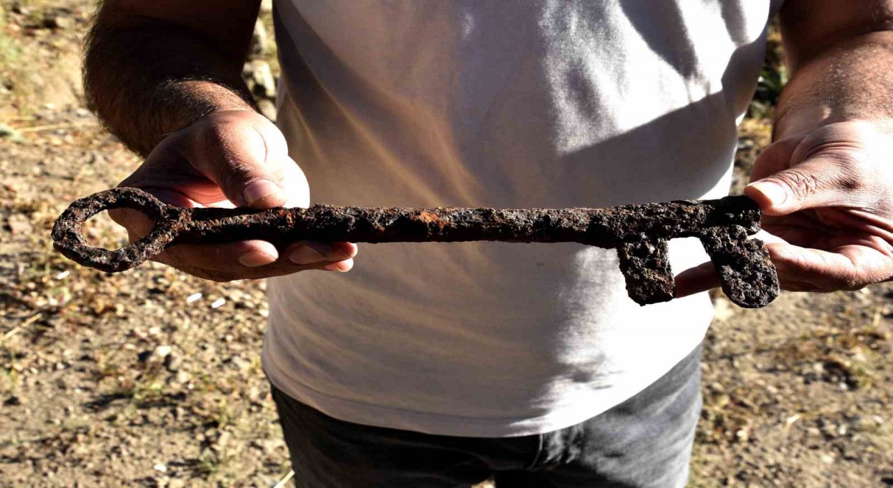 Bitlis Kalesinin gizemli anahtarı gün yüzüne çıktı