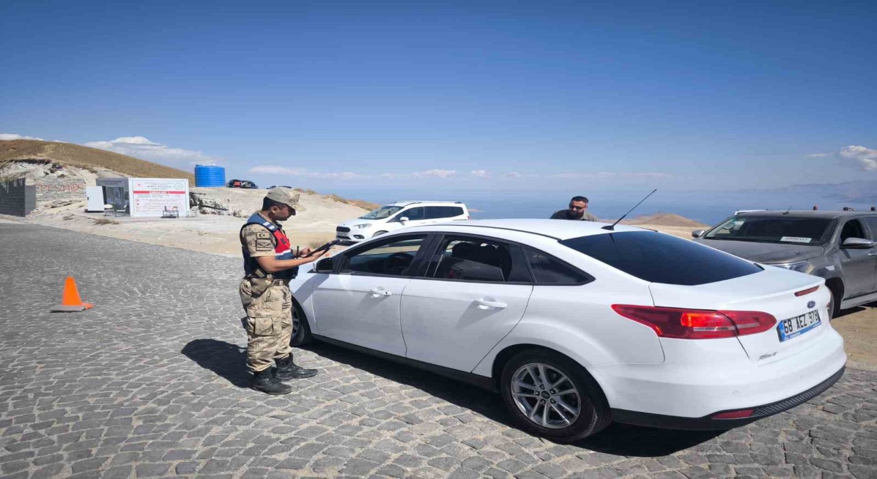 Bitlis Valiliğinden Nemrut Kalderası için önemli uyarılar