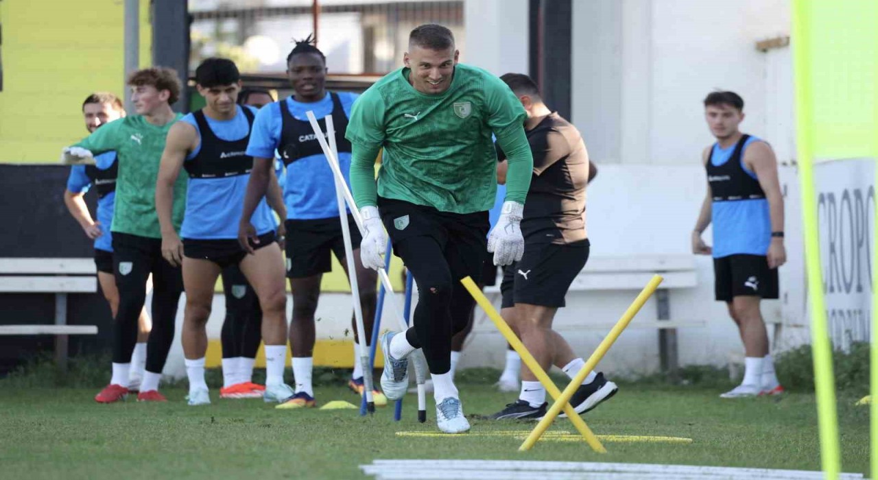 Bodrum FK Teknik Direktörü Burhan Eşer: Bizim her maçımız kazanmak içindir