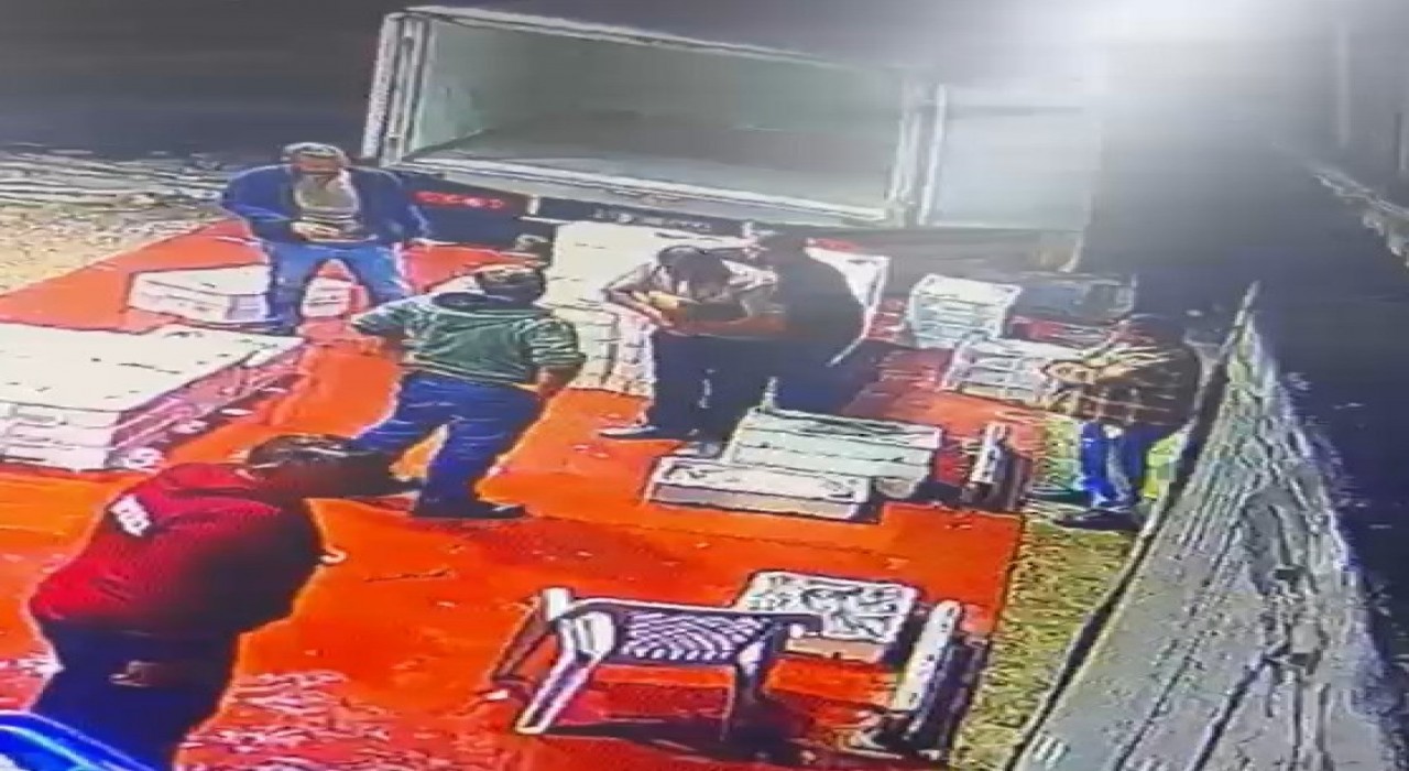 Boğazına hünnap kaçtı, heimlich manevrasıyla kurtarıldı