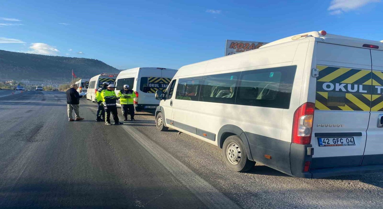 Bozkırda okul servislerine yönelik denetim gerçekleştirildi