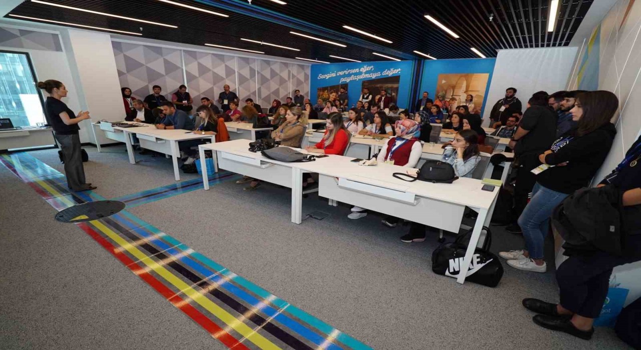 BTKdan gençlere sertifikalı 10 yeni yapay zeka eğitimi